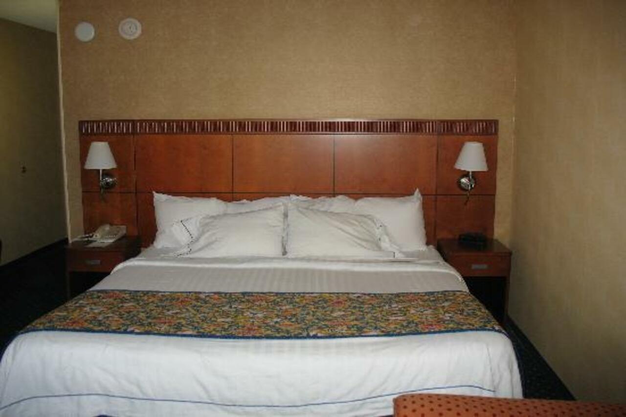 מלון Courtyard Anaheim בואנה פארק מראה חיצוני תמונה